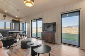 Cozy 3BR Family Home with Hot Tub & Scenic Views